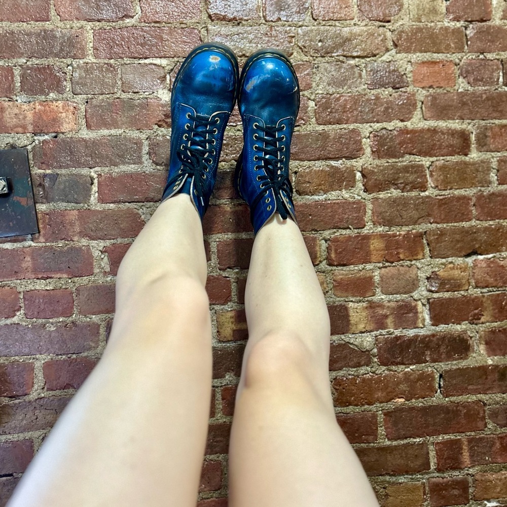 90’s Vintage steel toe The Original Dr. Martens. Blue/Black. UK 6, US 8.5